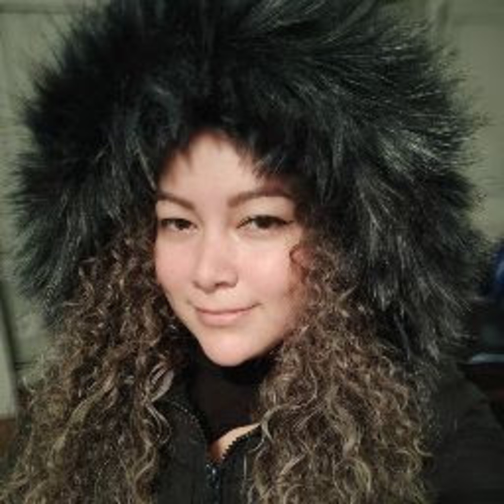 Meet your Posher, Maria